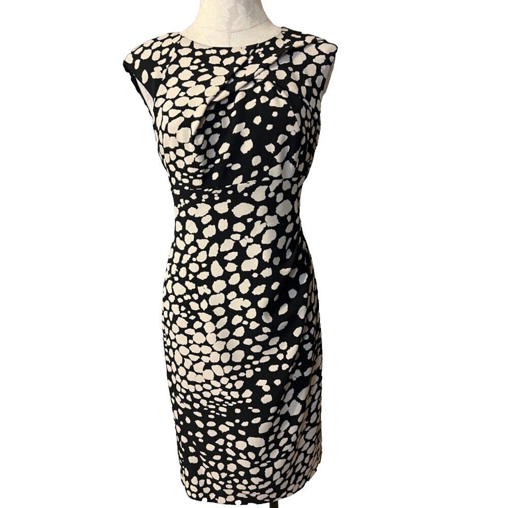 Adrianna Papell Black Cream Dress 10 Stretch Sheath Sleeveless Career Church - Picture 2 of 7